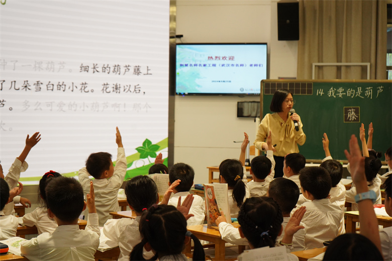 3.   張臻.jpg